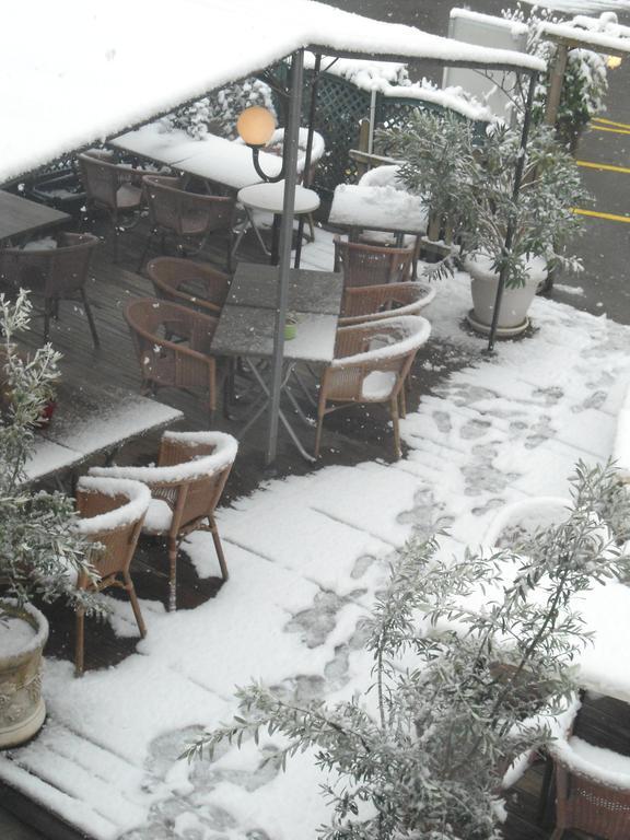 Hotel Restaurant Henri IV Eauze エクステリア 写真