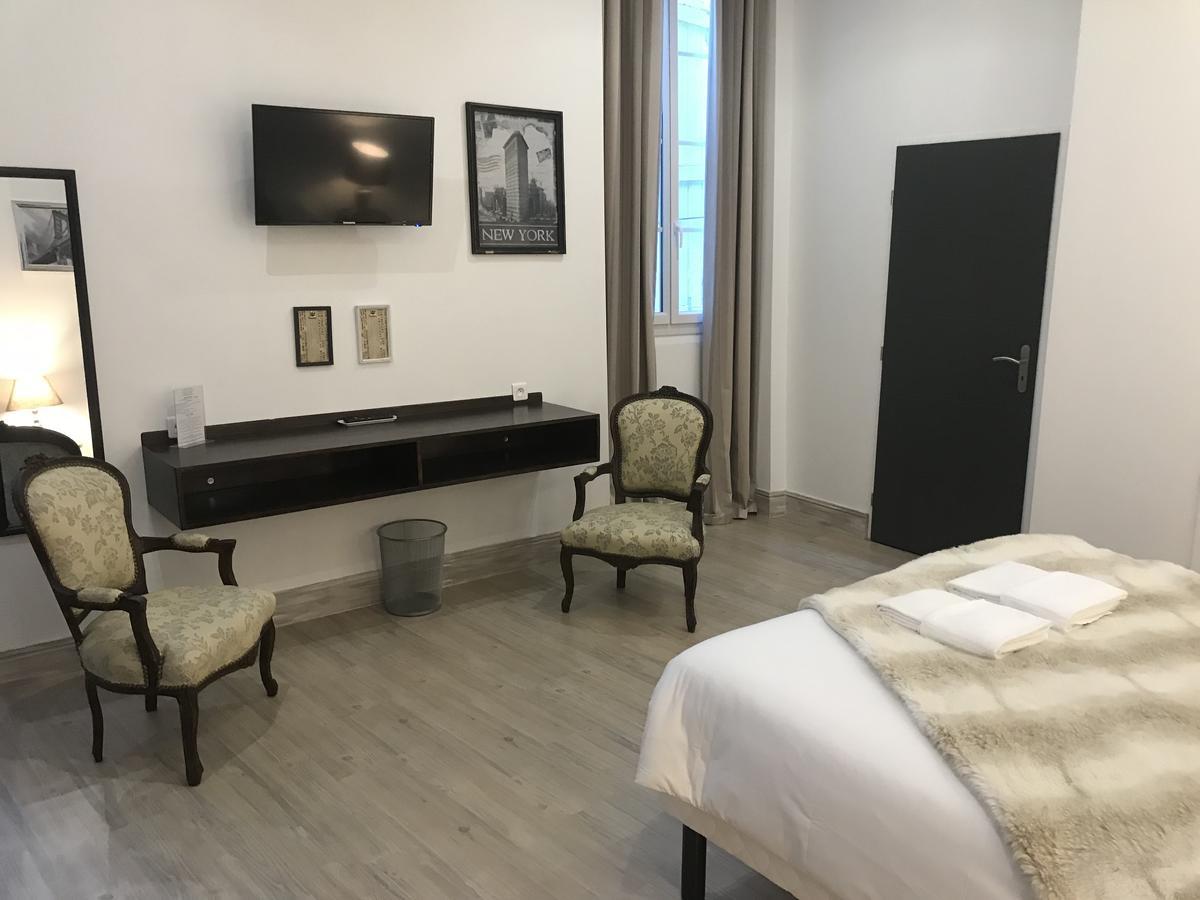 Hotel Restaurant Henri IV Eauze エクステリア 写真